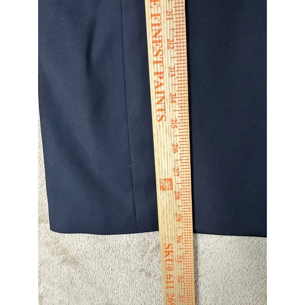 Oak Hill Perfect Fit Blazer Men Size 50R Navy Blue Comfortable Silver Button EUC